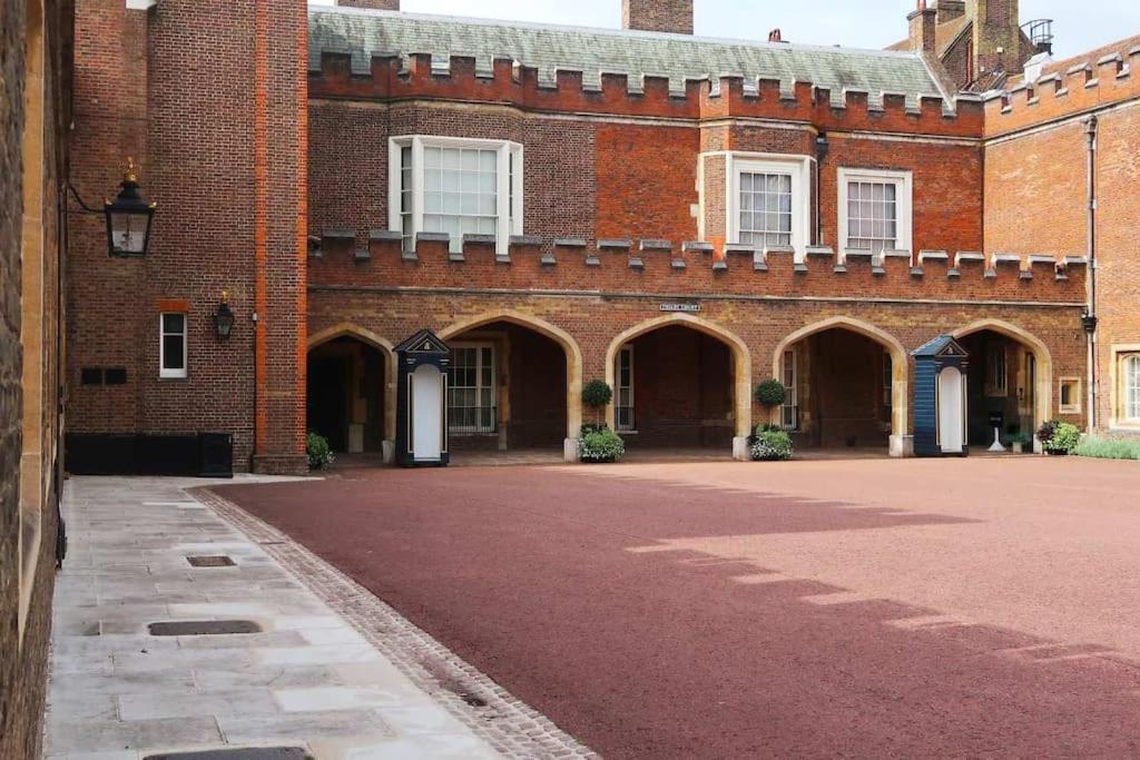 Exclusive Premium St James * Londra
